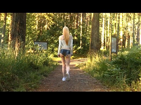 ❤️ Vacker kvinna rör sig långsamt, inte nakenvideo Sluts at porn sv.tradeis.top